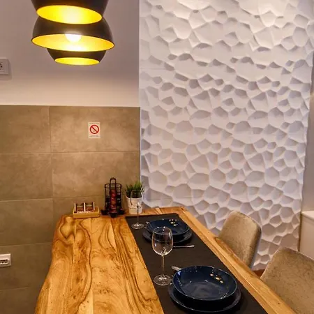 Dali Apartments Pupin Palace Нови Сад Екстериор снимка